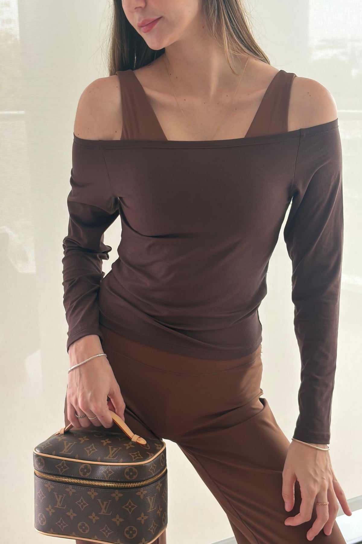 Top Off Shoulders