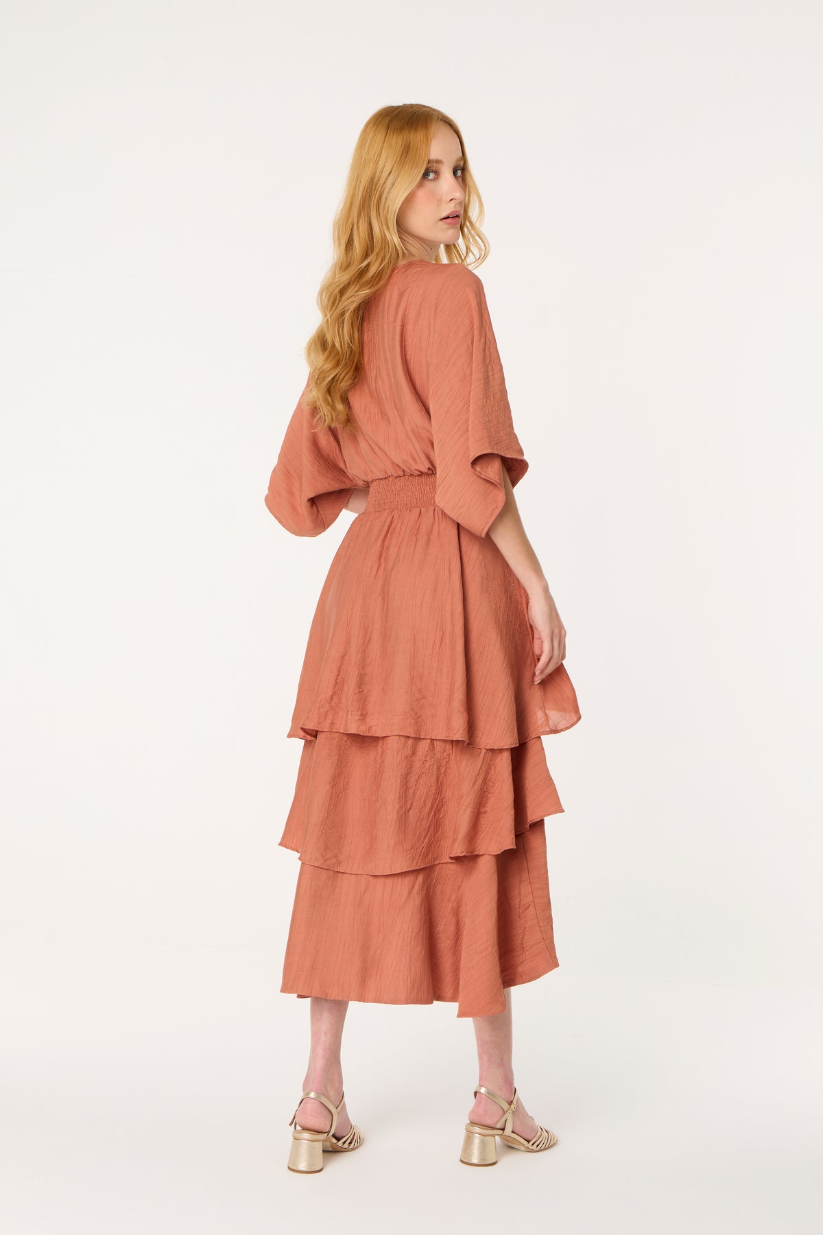 Vestido Midi Vuelos Arcilla