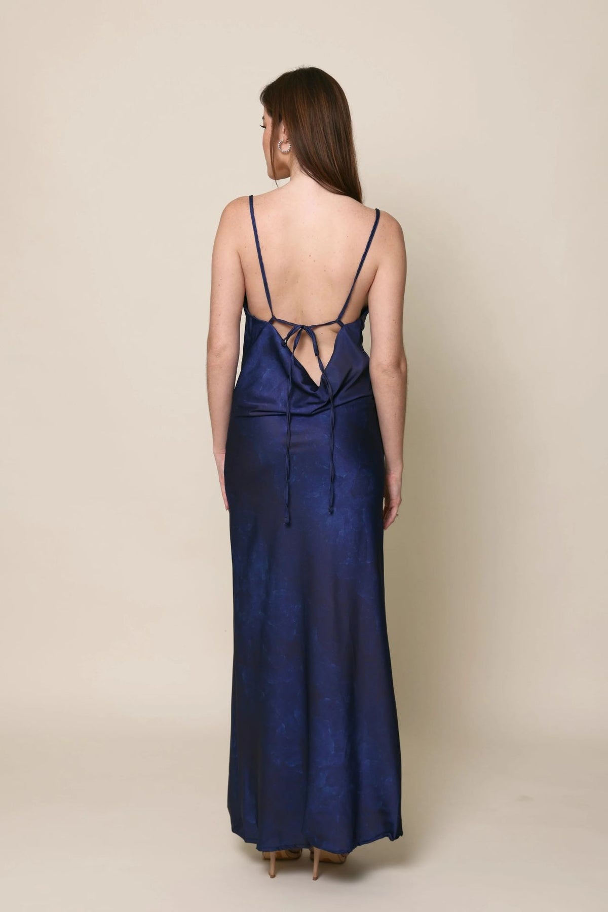 Vestido De Seda Azul Oscuro