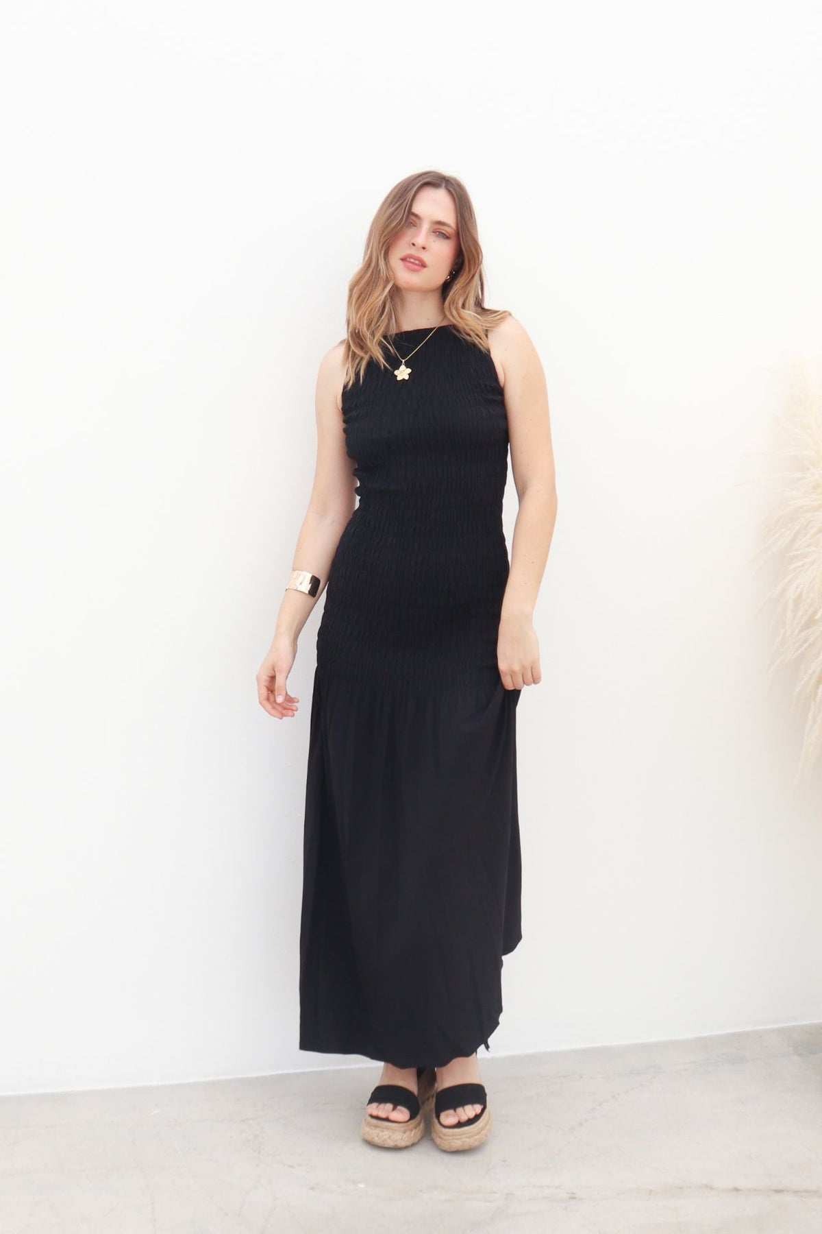 Vestido Abril Negro