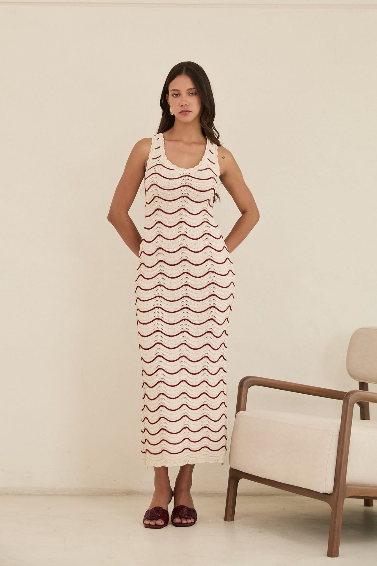 Vestido Isabella Crema con Borgoña